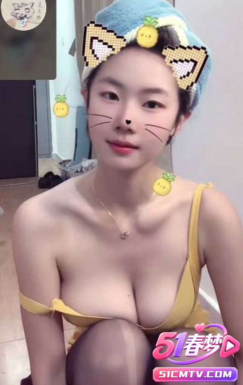 方圆baby货代周周1v1裸聊自慰 巨乳骚货露奶自摸血脉喷张!