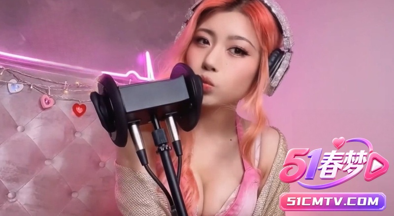 P站ASMR声控女神LonikaMeow 粉嫩巨乳近距离诱惑 声音媚到爆直接硬了!